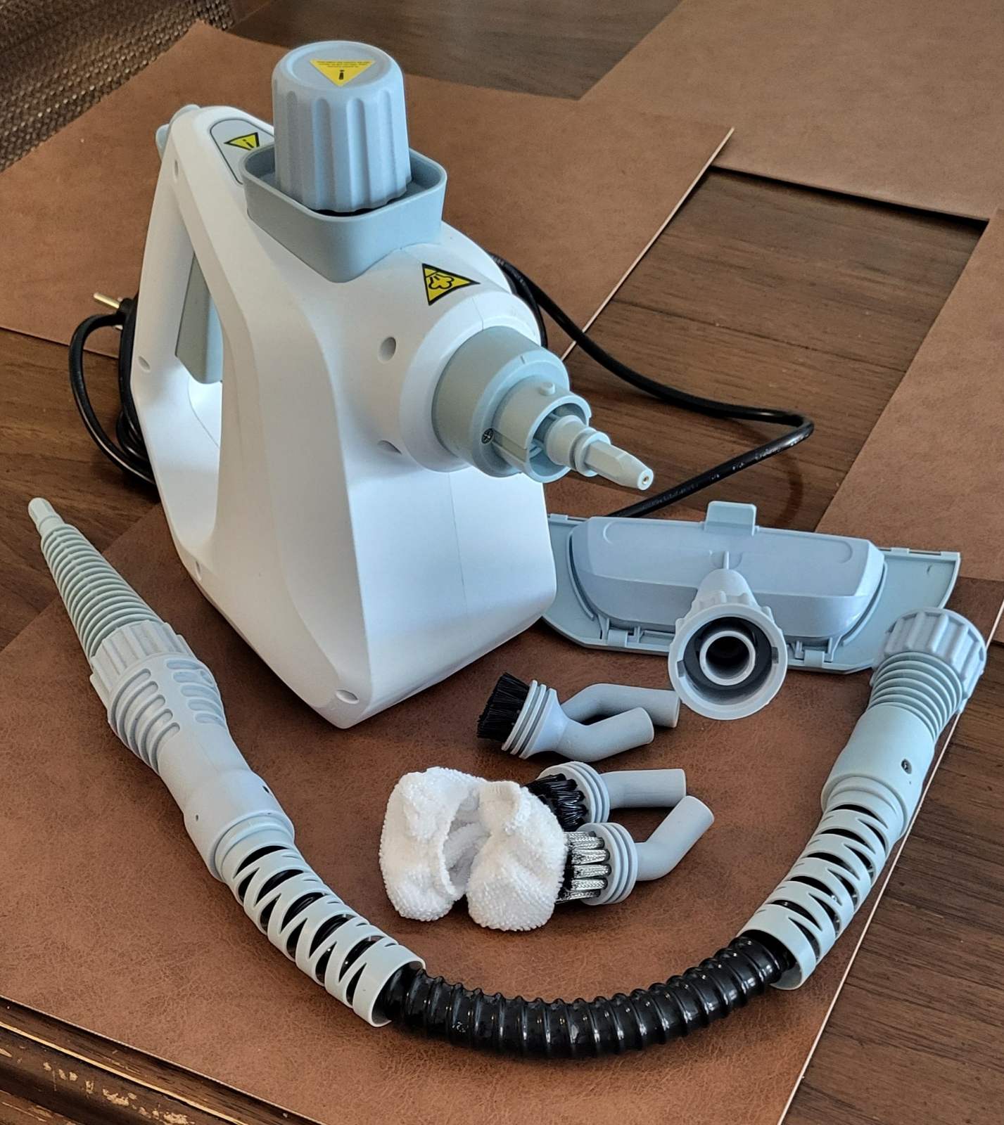 Cleaning tools